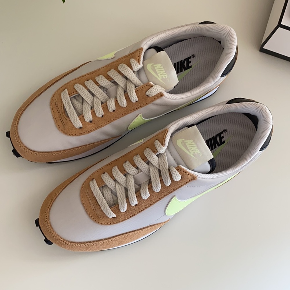 New Nike daybreak shoes - Picture 7 of 8